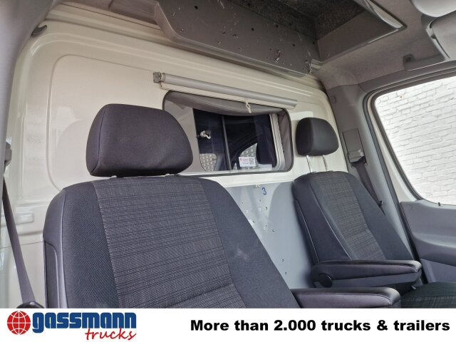 Mercedes-Benz Sprinter 516 CDI 4x2, Rettungswagen - Fourgon utilitaire: photos 5 Mercedes-Benz Sprinter 516 CDI 4x2, Rettungswagen - Fourgon utilitaire: photos 5