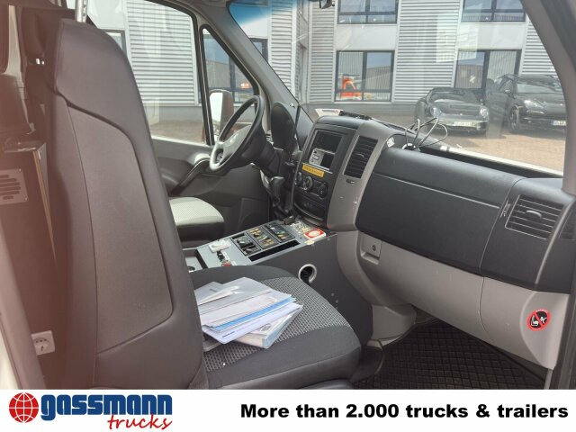 Mercedes-Benz Sprinter 516 CDI 4x2, Rettungswagen, Bi-Xenon - Fourgon utilitaire: photos 5 Mercedes-Benz Sprinter 516 CDI 4x2, Rettungswagen, Bi-Xenon - Fourgon utilitaire: photos 5