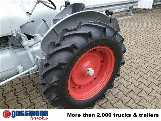 Traktor DL25 - Tracteur agricole: photos 2 Traktor DL25 - Tracteur agricole: photos 2