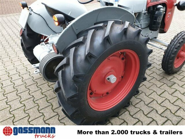 Traktor DL25 - Tracteur agricole: photos 3 Traktor DL25 - Tracteur agricole: photos 3