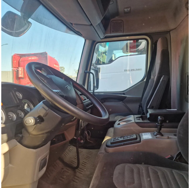 DAF LF 4x2 Box - Hybrid - Not starting - Camion fourgon: photos 3 DAF LF 4x2 Box - Hybrid - Not starting - Camion fourgon: photos 3