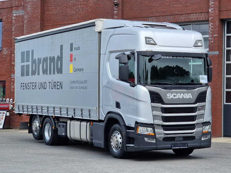 Scania R410 Highline 6x2 - Curtain sider - Retarder - Night clima - Forklift connection - Camion à rideaux coulissants: photos 1 Scania R410 Highline 6x2 - Curtain sider - Retarder - Night clima - Forklift connection - Camion à rideaux coulissants: photos 1