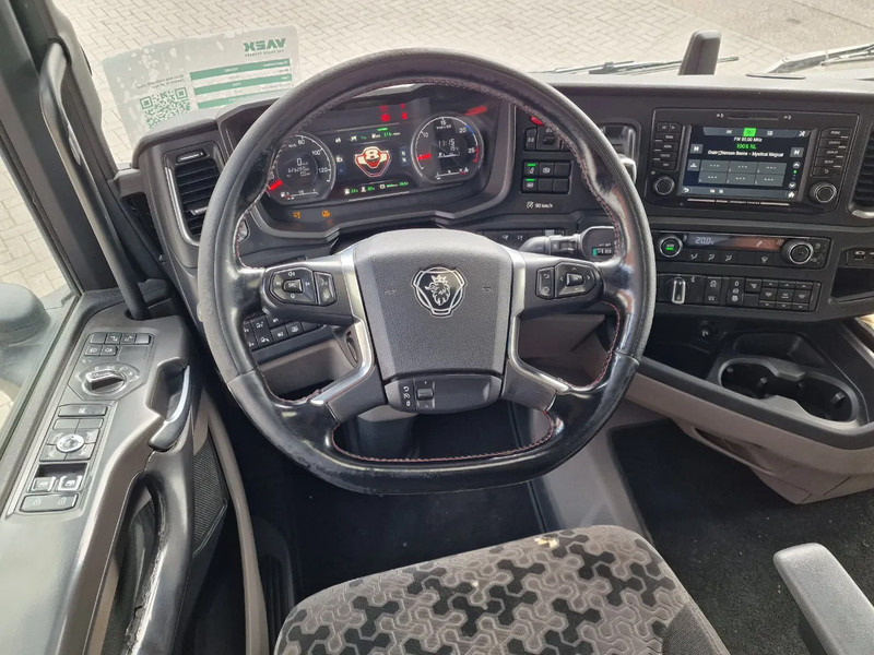 Tracteur routier Scania R520 V8 NGS Highline 6x2 - PTO/Hydraulic - Full air - 2.95 WB - Navi - Fridge - Sliding 5th wheel: photos 11