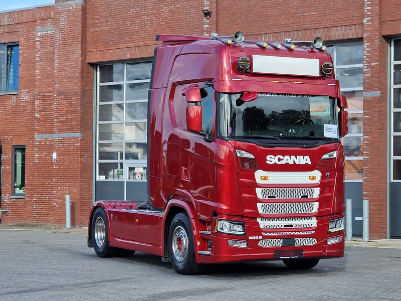 Scania S500 NGS Highline 4x2 - Retarder - Night clima - Full air - Custom interior - Full spoiler - 2 tank - Tracteur routier: photos 1 Scania S500 NGS Highline 4x2 - Retarder - Night clima - Full air - Custom interior - Full spoiler - 2 tank - Tracteur routier: photos 1