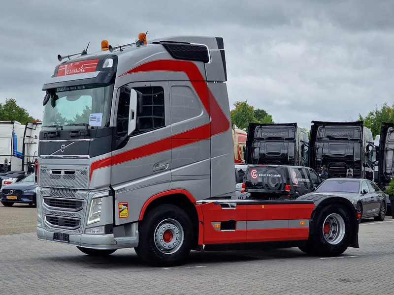 Volvo FH 13.460 Globetrotter 4x2 - PTO/Hydraulic - 2x tank - Fridge - Full spoiler - Tracteur routier: photos 3 Volvo FH 13.460 Globetrotter 4x2 - PTO/Hydraulic - 2x tank - Fridge - Full spoiler - Tracteur routier: photos 3