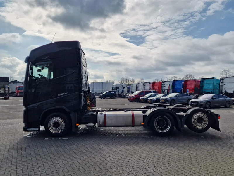 Volvo FH 13.540 Globetrotter 6x2 - Full air - VEB+ - Led - Tracteur routier: photos 4 Volvo FH 13.540 Globetrotter 6x2 - Full air - VEB+ - Led - Tracteur routier: photos 4