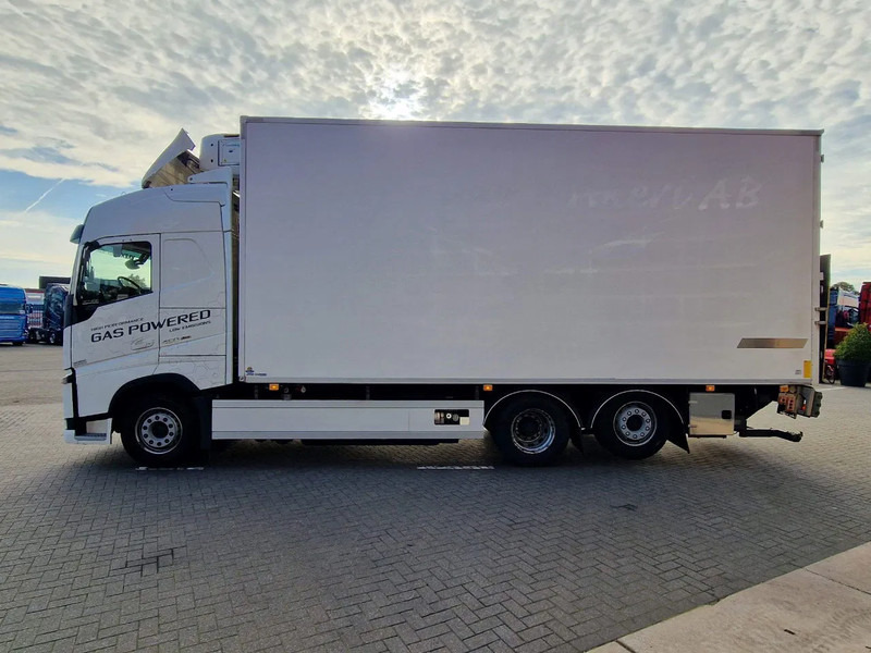 Volvo FH 13.460 Globetrotter 6x2 - Carrier Frigo Supra 850 Nordic - Loadlift - Full air - LNG - Camion isothermique: photos 4 Volvo FH 13.460 Globetrotter 6x2 - Carrier Frigo Supra 850 Nordic - Loadlift - Full air - LNG - Camion isothermique: photos 4