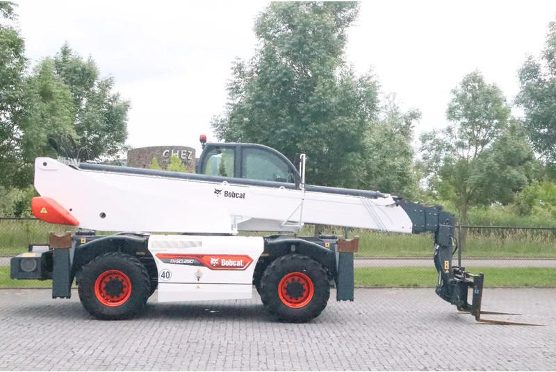 Bobcat TR 50.250 | JIB WINCH | FORKS | ELECTRICALLY OPERABLE 380V - Chariot télescopique: photos 4 Bobcat TR 50.250 | JIB WINCH | FORKS | ELECTRICALLY OPERABLE 380V - Chariot télescopique: photos 4