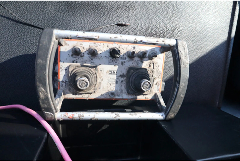 Mercedes-Benz Actros 2636 6X4 | TUNNEL PLATFORM | REMOTE DRIVING en leasing occasion Mercedes-Benz Actros 2636 6X4 | TUNNEL PLATFORM | REMOTE DRIVING: photos 17