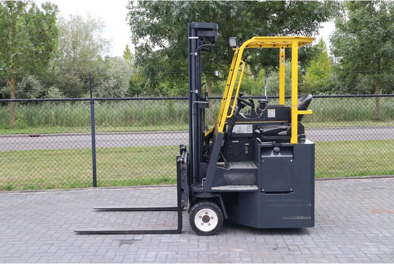Combilift CB3000 | 2.5 TON | 6 METER | TRIPLEX | SIDESHIFT - Chariot multidirectionnel: photos 1 Combilift CB3000 | 2.5 TON | 6 METER | TRIPLEX | SIDESHIFT - Chariot multidirectionnel: photos 1