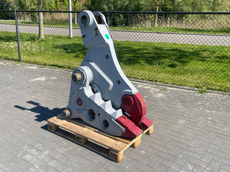Demarec MQP-30-D JAW | DEMOLITION SHEAR | PULVERIZER - Cisaille de démolition pour Engins de chantier: photos 1 Demarec MQP-30-D JAW | DEMOLITION SHEAR | PULVERIZER - Cisaille de démolition pour Engins de chantier: photos 1