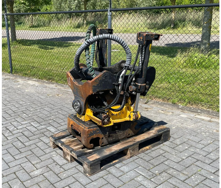 Engcon S70 | TILT ROTATOR | ROTOTILT - Tiltrotator pour Engins de chantier: photos 1 Engcon S70 | TILT ROTATOR | ROTOTILT - Tiltrotator pour Engins de chantier: photos 1