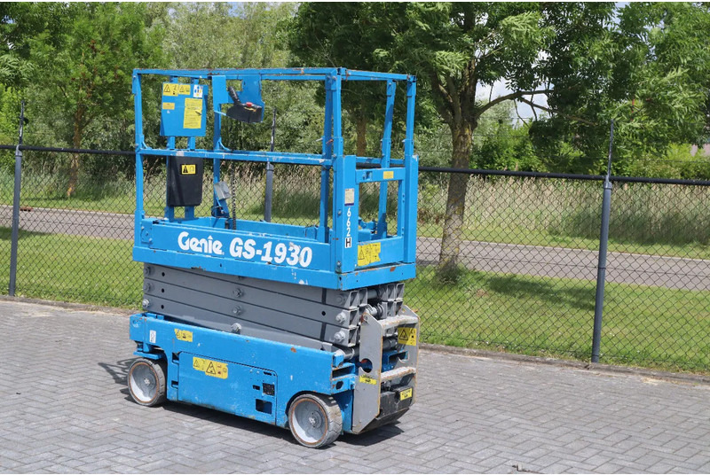 Genie GS-1930 | 7.8 METER | 227 KG - Nacelle ciseaux: photos 2 Genie GS-1930 | 7.8 METER | 227 KG - Nacelle ciseaux: photos 2
