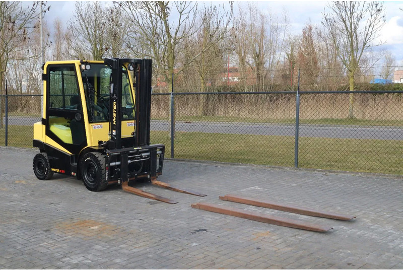 Hyster H2.5 A | BOOM SUSPENSION | SIDESHIFT | FORK EXTENTIONS | FORK POSITIONERS - Chariot élévateur diesel: photos 5 Hyster H2.5 A | BOOM SUSPENSION | SIDESHIFT | FORK EXTENTIONS | FORK POSITIONERS - Chariot élévateur diesel: photos 5