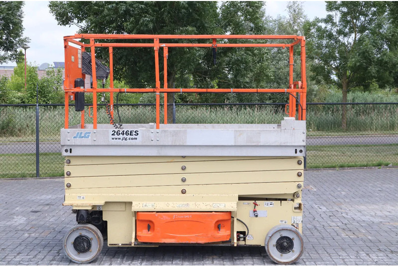 JLG 2646 ES | 10 METER | 450 KG - Nacelle ciseaux: photos 4 JLG 2646 ES | 10 METER | 450 KG - Nacelle ciseaux: photos 4