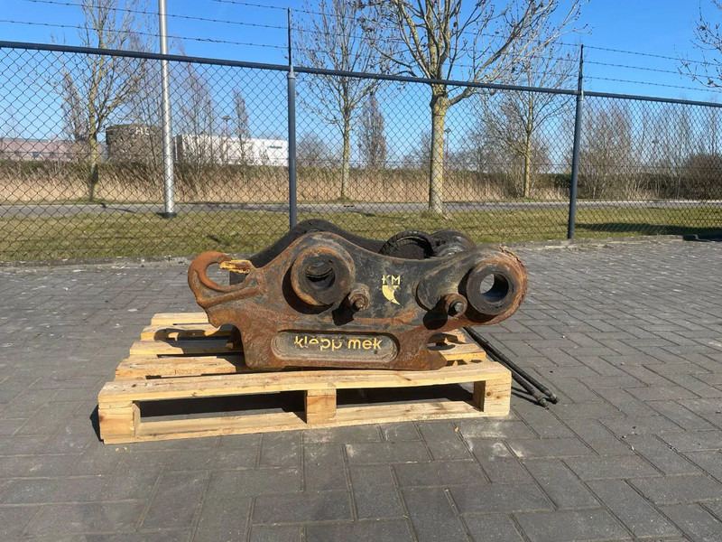 Klepp Mek KM70 | S70 | G70 | QUICK COUPLER | SNELWISSEL - Attache rapide: photos 1 Klepp Mek KM70 | S70 | G70 | QUICK COUPLER | SNELWISSEL - Attache rapide: photos 1