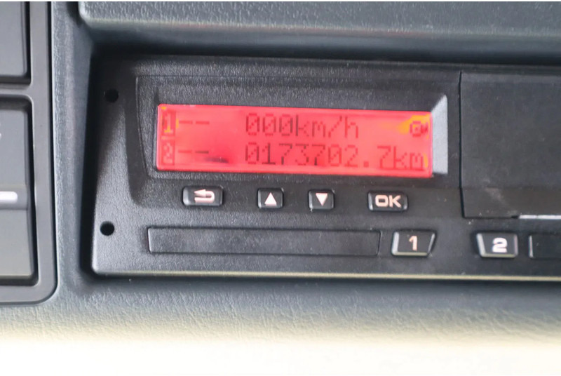 Camion benne MAN TGS 26.500 | 6X6 | HYDRODRIVE | RETARDER | BIG AXLES | EURO 6: photos 20 Camion benne MAN TGS 26.500 | 6X6 | HYDRODRIVE | RETARDER | BIG AXLES | EURO 6: photos 20