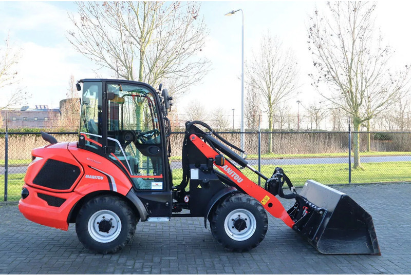 Manitou MLA 5-50 H | BUCKET | QUICK COUPLER | NEW UNUSED - Chargeuse sur pneus: photos 4 Manitou MLA 5-50 H | BUCKET | QUICK COUPLER | NEW UNUSED - Chargeuse sur pneus: photos 4