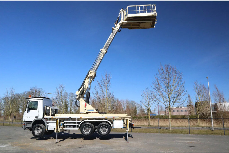 Mercedes-Benz Actros 2636 6X4 | TUNNEL PLATFORM | REMOTE DRIVING - Camion grue: photos 3 Mercedes-Benz Actros 2636 6X4 | TUNNEL PLATFORM | REMOTE DRIVING - Camion grue: photos 3