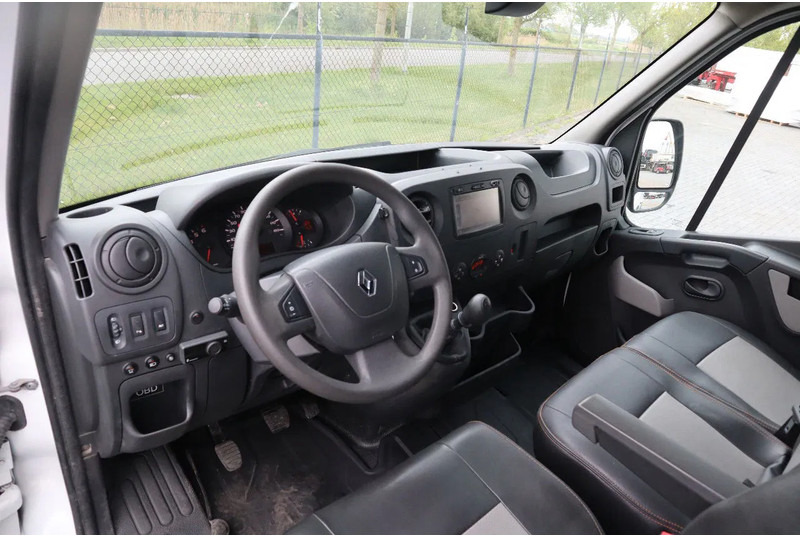 Renault Master 160 DCI | L3H3 | WORKSHOP | WERKSTATT | 5 TON en leasing occasion Renault Master 160 DCI | L3H3 | WORKSHOP | WERKSTATT | 5 TON: photos 17 Renault Master 160 DCI | L3H3 | WORKSHOP | WERKSTATT | 5 TON en leasing occasion Renault Master 160 DCI | L3H3 | WORKSHOP | WERKSTATT | 5 TON: photos 17