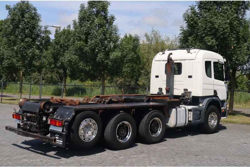 Scania P124-420 | 8X4 | HOOKLIFT | MANUAL | BIG AXLES | EURO 3 - Camion ampliroll: photos 5 Scania P124-420 | 8X4 | HOOKLIFT | MANUAL | BIG AXLES | EURO 3 - Camion ampliroll: photos 5