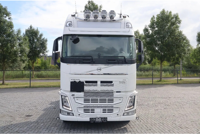 Volvo FH 13.540 | 6X2 | RETARDER | ADR | EURO 6 - Tracteur routier: photos 2 Volvo FH 13.540 | 6X2 | RETARDER | ADR | EURO 6 - Tracteur routier: photos 2