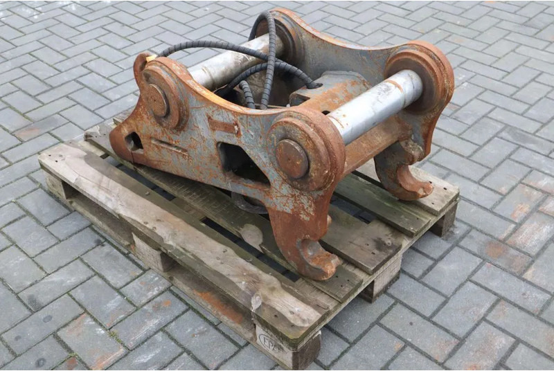 Volvo EC360 | SCHNELLWECHSLER | QUICK COUPLER - Attache rapide: photos 3 Volvo EC360 | SCHNELLWECHSLER | QUICK COUPLER - Attache rapide: photos 3
