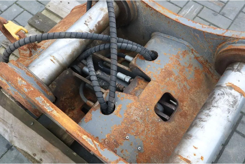 Volvo EC360 | SCHNELLWECHSLER | QUICK COUPLER - Attache rapide: photos 5 Volvo EC360 | SCHNELLWECHSLER | QUICK COUPLER - Attache rapide: photos 5