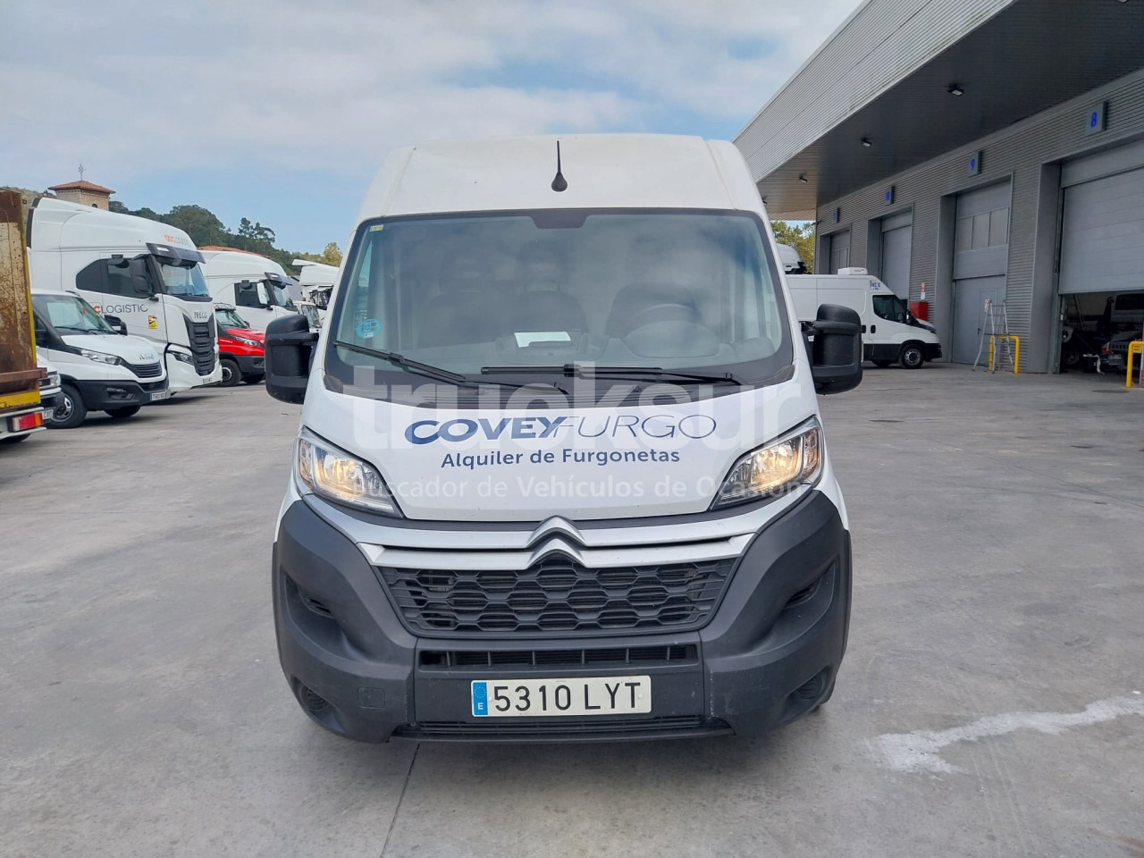 CITROEN 120.35 L3H2 12M3 - Fourgon grand volume: photos 2 CITROEN 120.35 L3H2 12M3 - Fourgon grand volume: photos 2