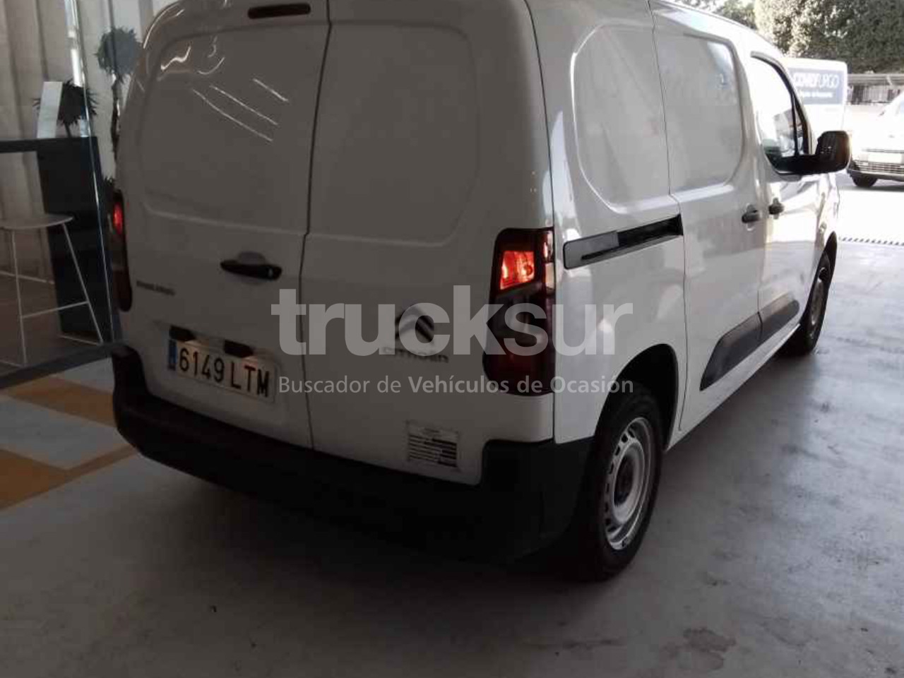 CITROEN BERLINGO IR - Fourgon grand volume: photos 3 CITROEN BERLINGO IR - Fourgon grand volume: photos 3
