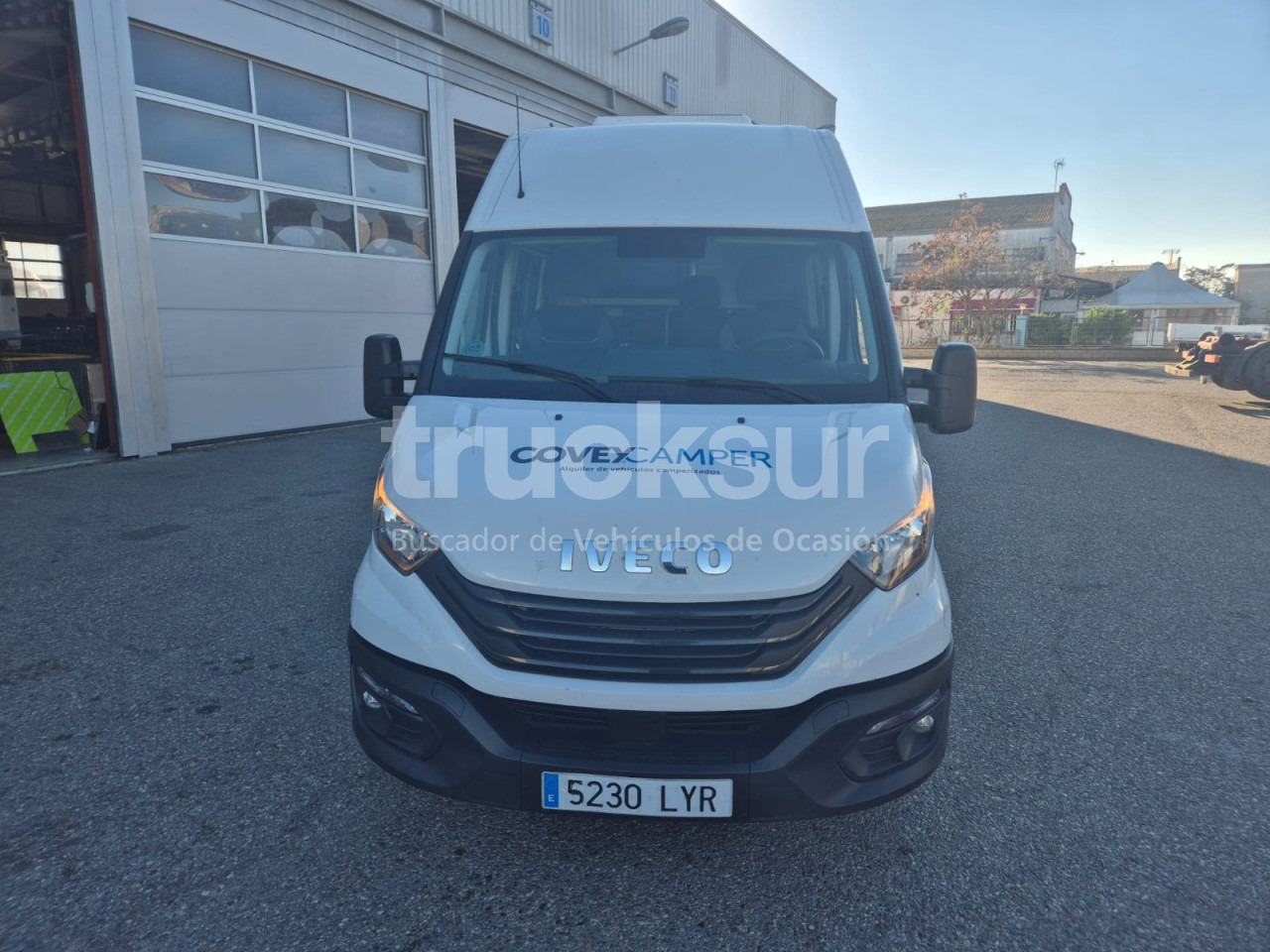 Fourgon grand volume IVECO 35S16 CAMPER: photos 7