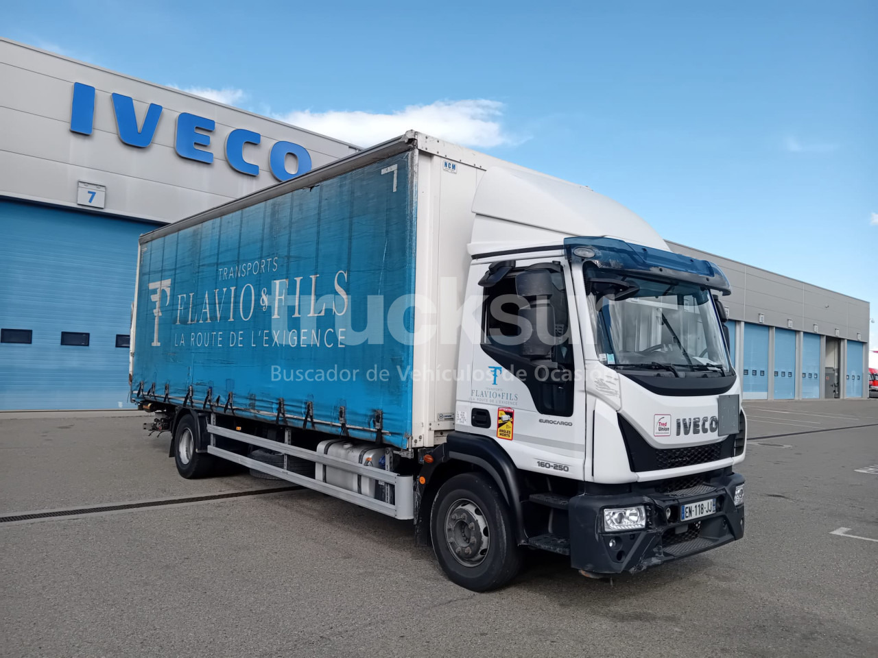 IVECO EUROCARGO ML160-250 - Camion à rideaux coulissants: photos 1 IVECO EUROCARGO ML160-250 - Camion à rideaux coulissants: photos 1