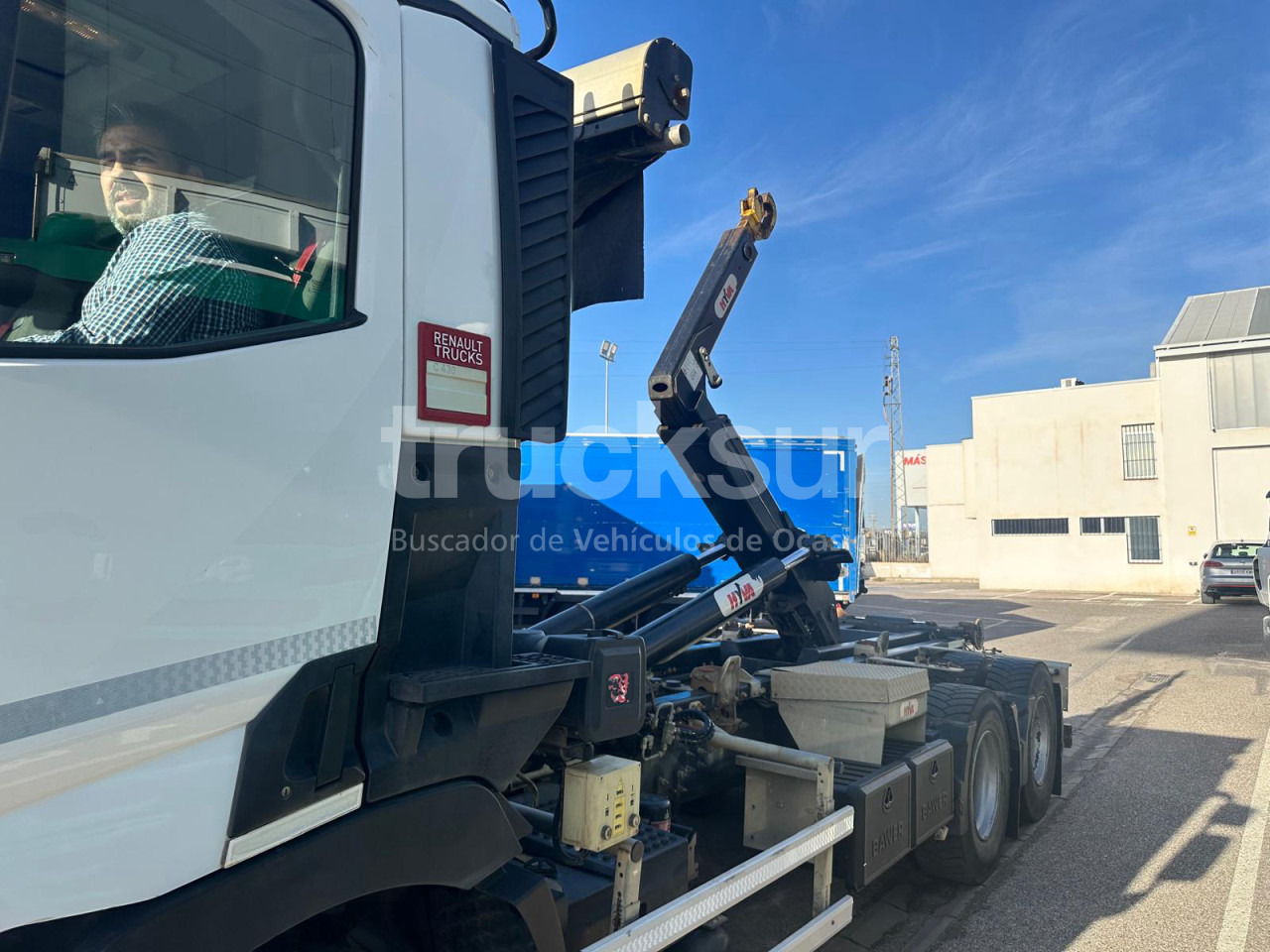 Camion ampliroll RENAULT C430.26 6X2: photos 10 Camion ampliroll RENAULT C430.26 6X2: photos 10