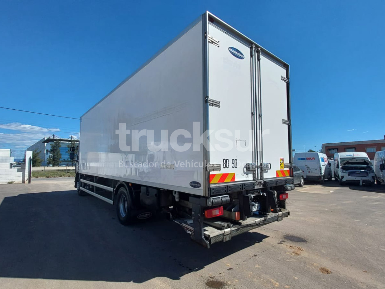 RENAULT D280 - Camion frigorifique: photos 4 RENAULT D280 - Camion frigorifique: photos 4