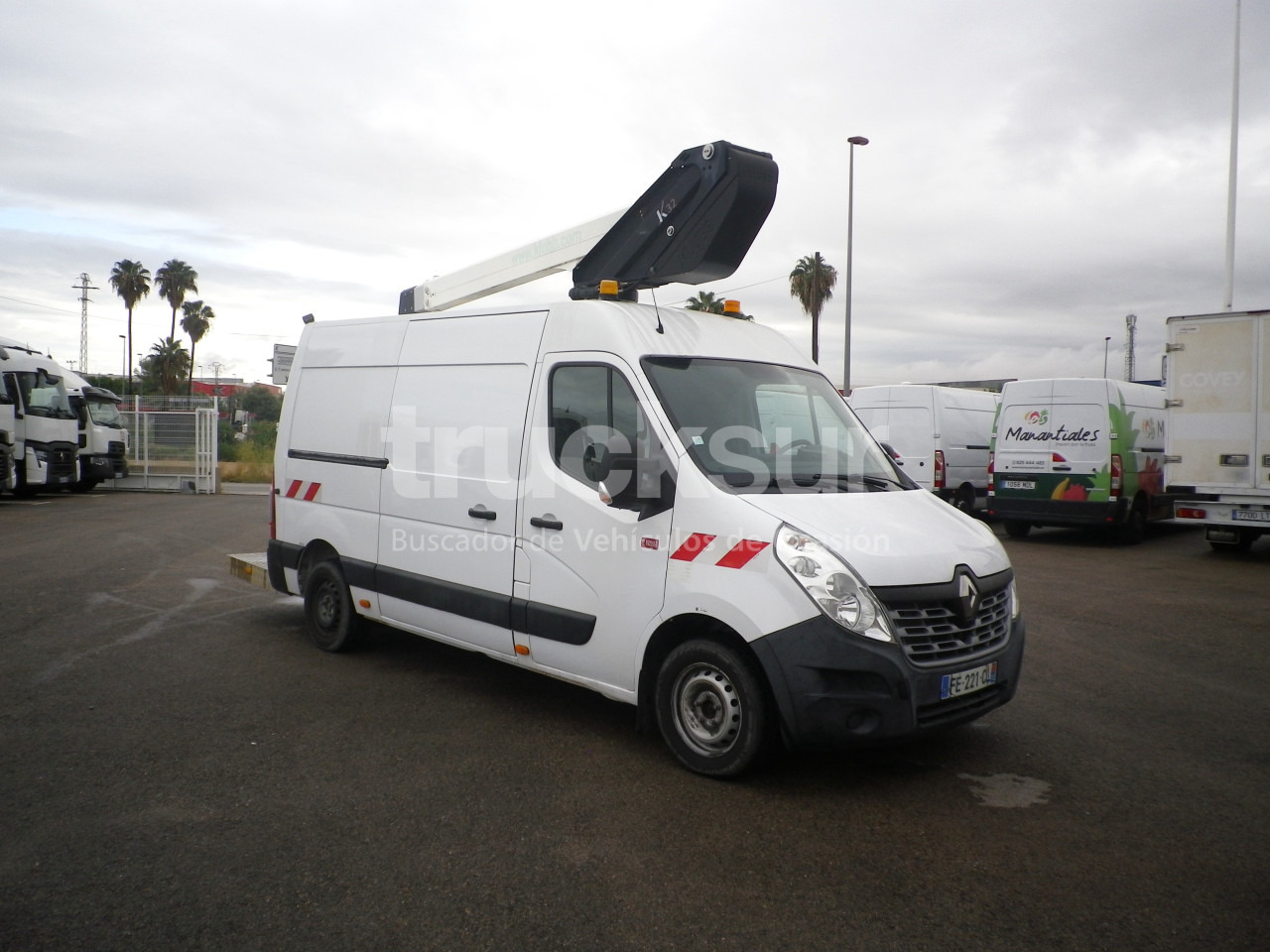 RENAULT MASTER 130.35 CESTA - Fourgon grand volume: photos 2 RENAULT MASTER 130.35 CESTA - Fourgon grand volume: photos 2