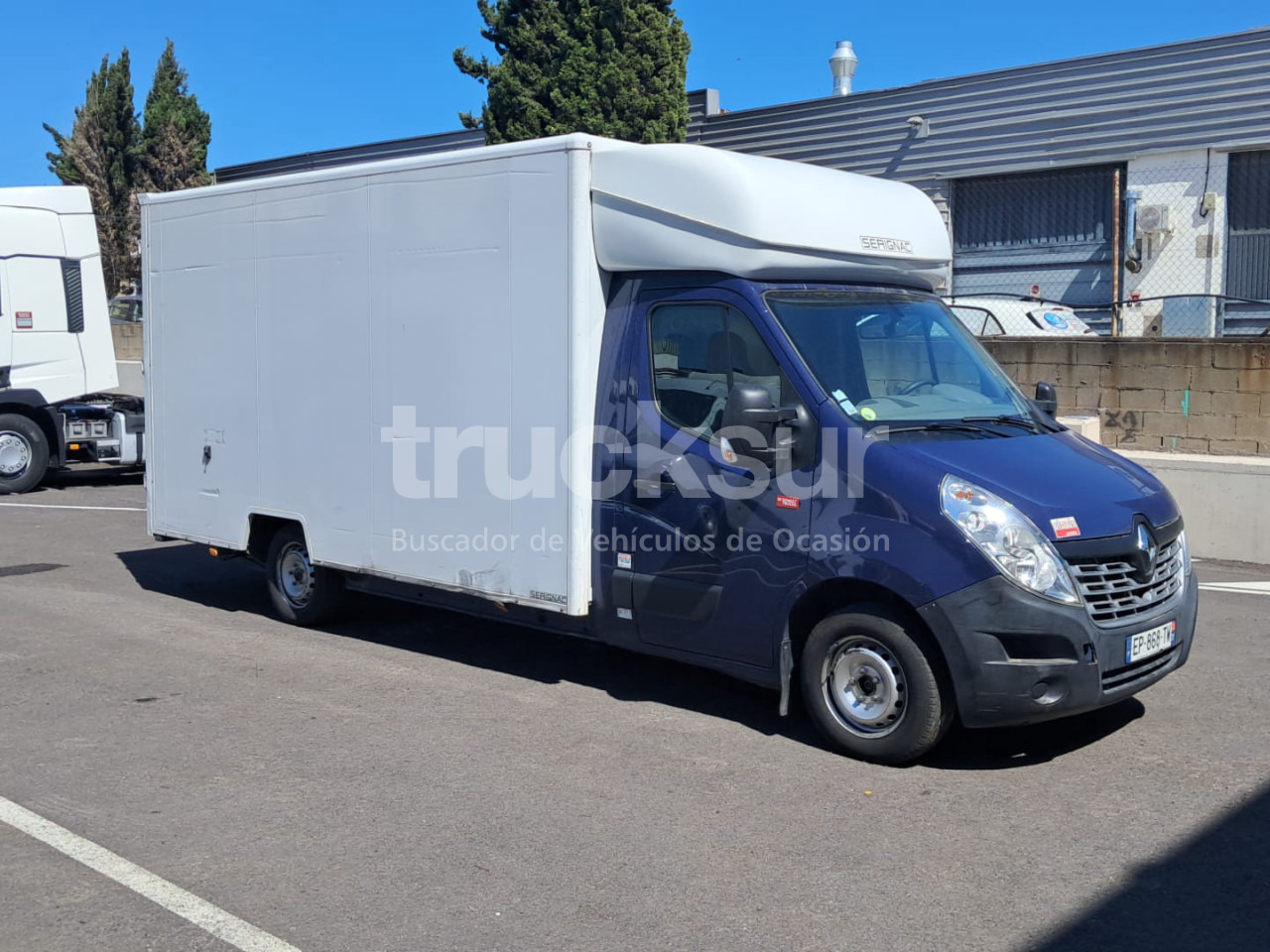 RENAULT MASTER 130.35 - Fourgon grand volume: photos 2 RENAULT MASTER 130.35 - Fourgon grand volume: photos 2