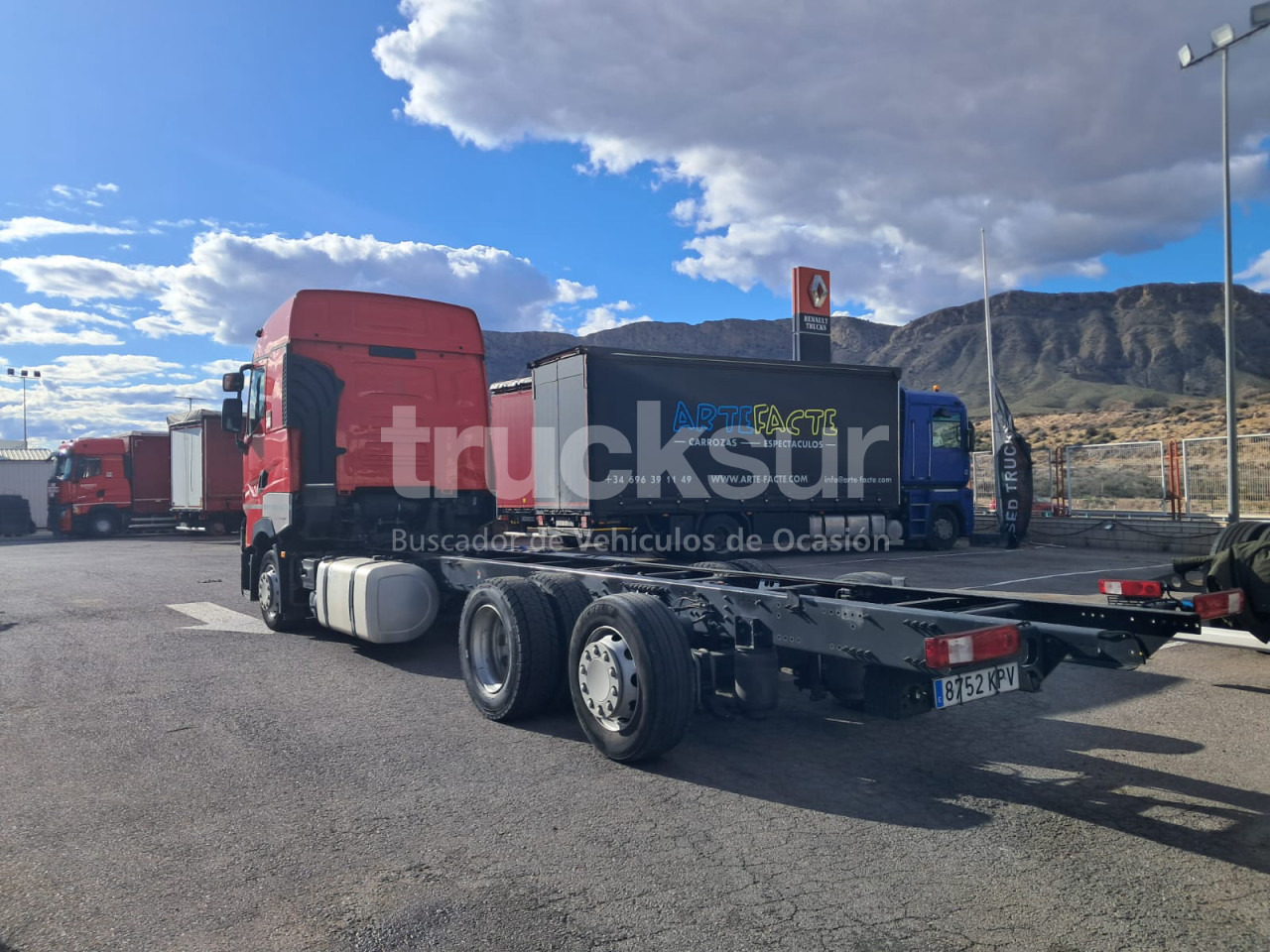 RENAULT T480 HIGH SLEEPER CAB 6X2*4 ejes 6x2*4 - Châssis cabine: photos 4 RENAULT T480 HIGH SLEEPER CAB 6X2*4 ejes 6x2*4 - Châssis cabine: photos 4