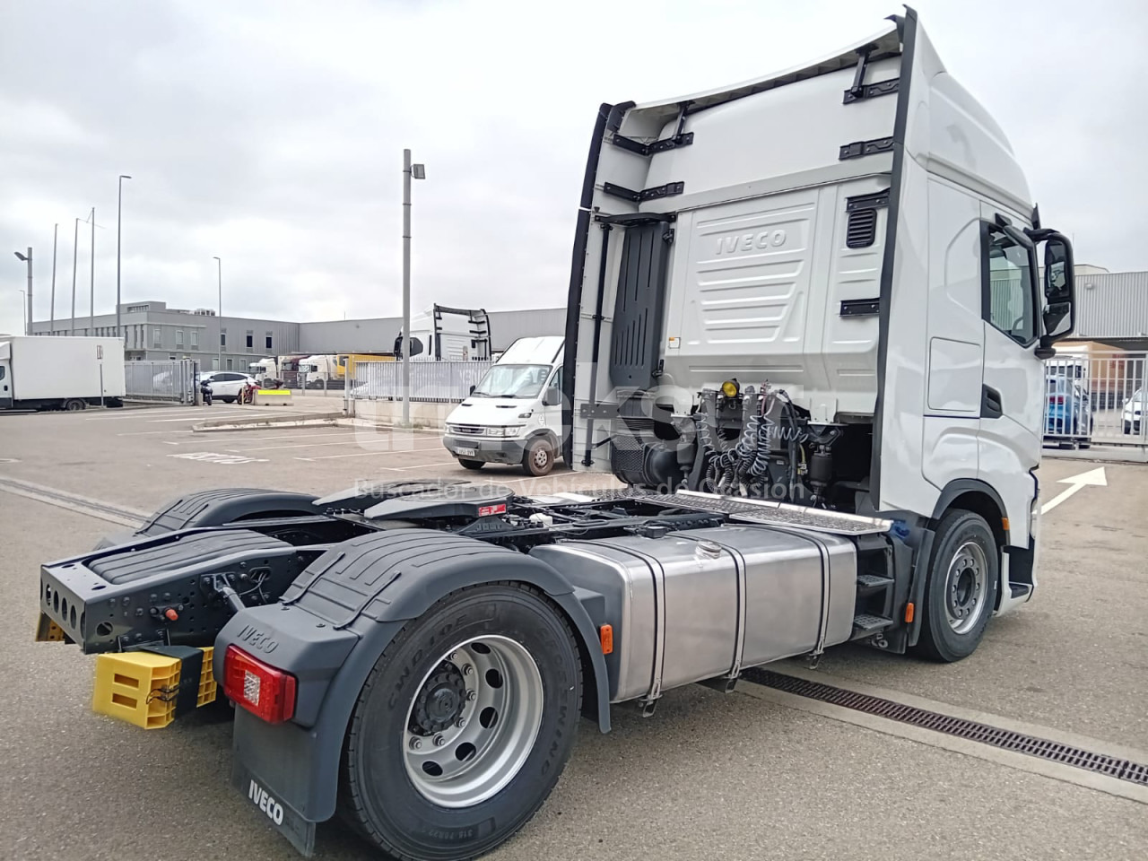 IVECO S-WAY AS440S51T/P - Tracteur routier: photos 4 IVECO S-WAY AS440S51T/P - Tracteur routier: photos 4