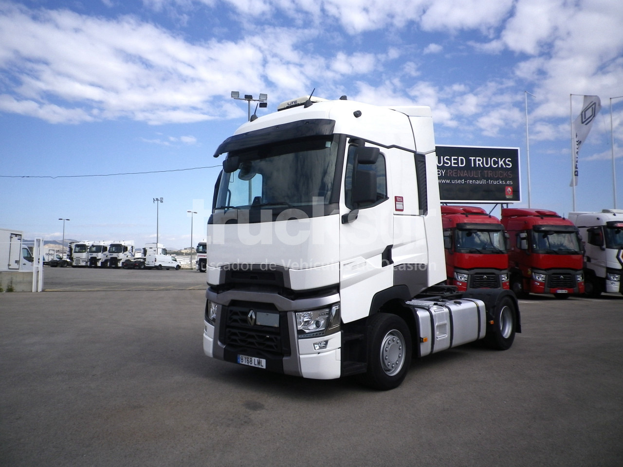RENAULT T520 HIGH SLEEPER CAB - Tracteur routier: photos 2 RENAULT T520 HIGH SLEEPER CAB - Tracteur routier: photos 2