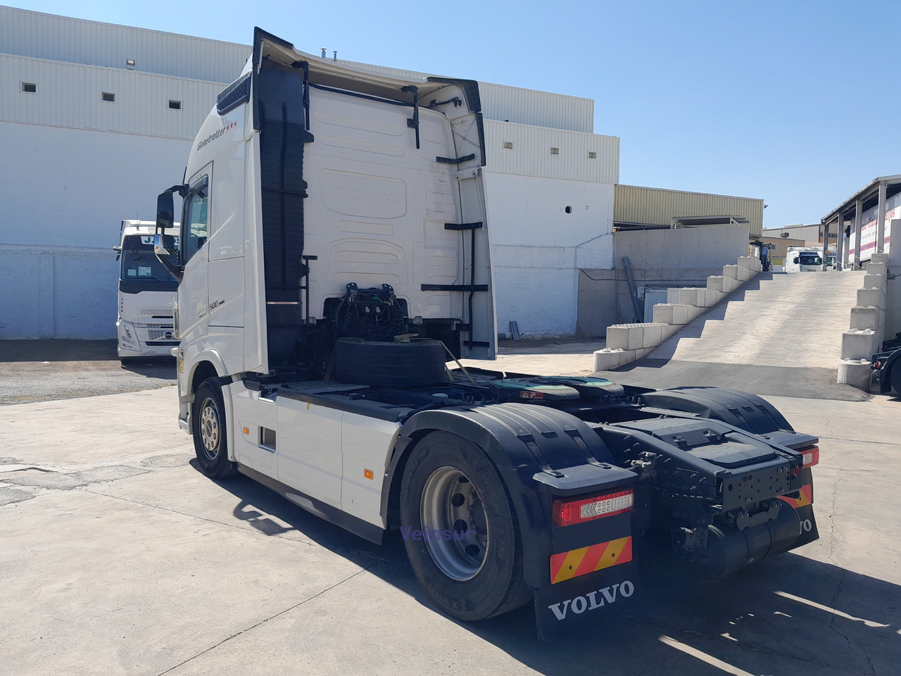 VOLVO FH4 - Tracteur routier: photos 3 VOLVO FH4 - Tracteur routier: photos 3