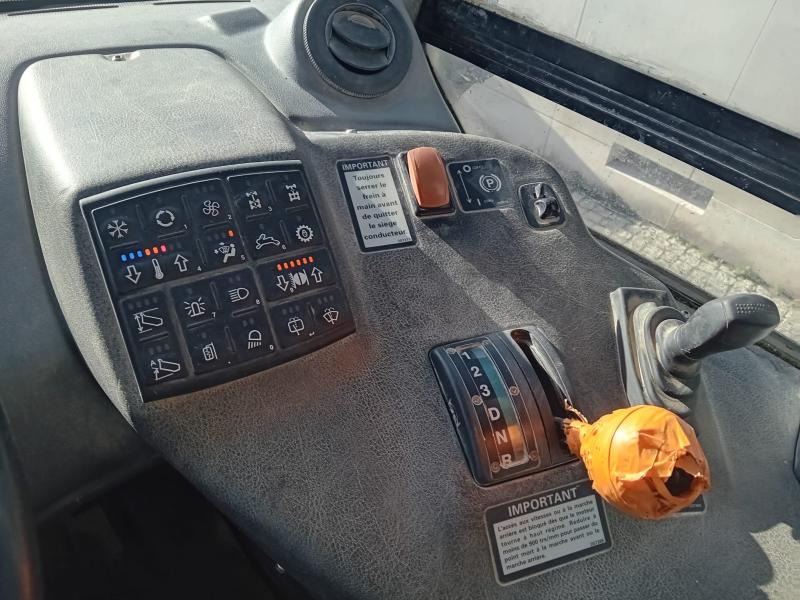 Bell B30D - Tombereau articulé: photos 2 Bell B30D - Tombereau articulé: photos 2