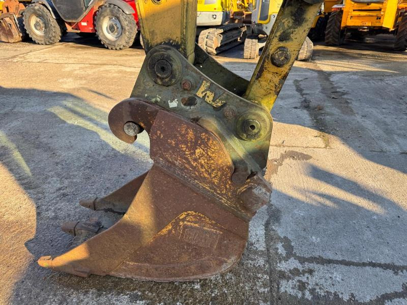 Pelle sur chenille Caterpillar 312BL: photos 6