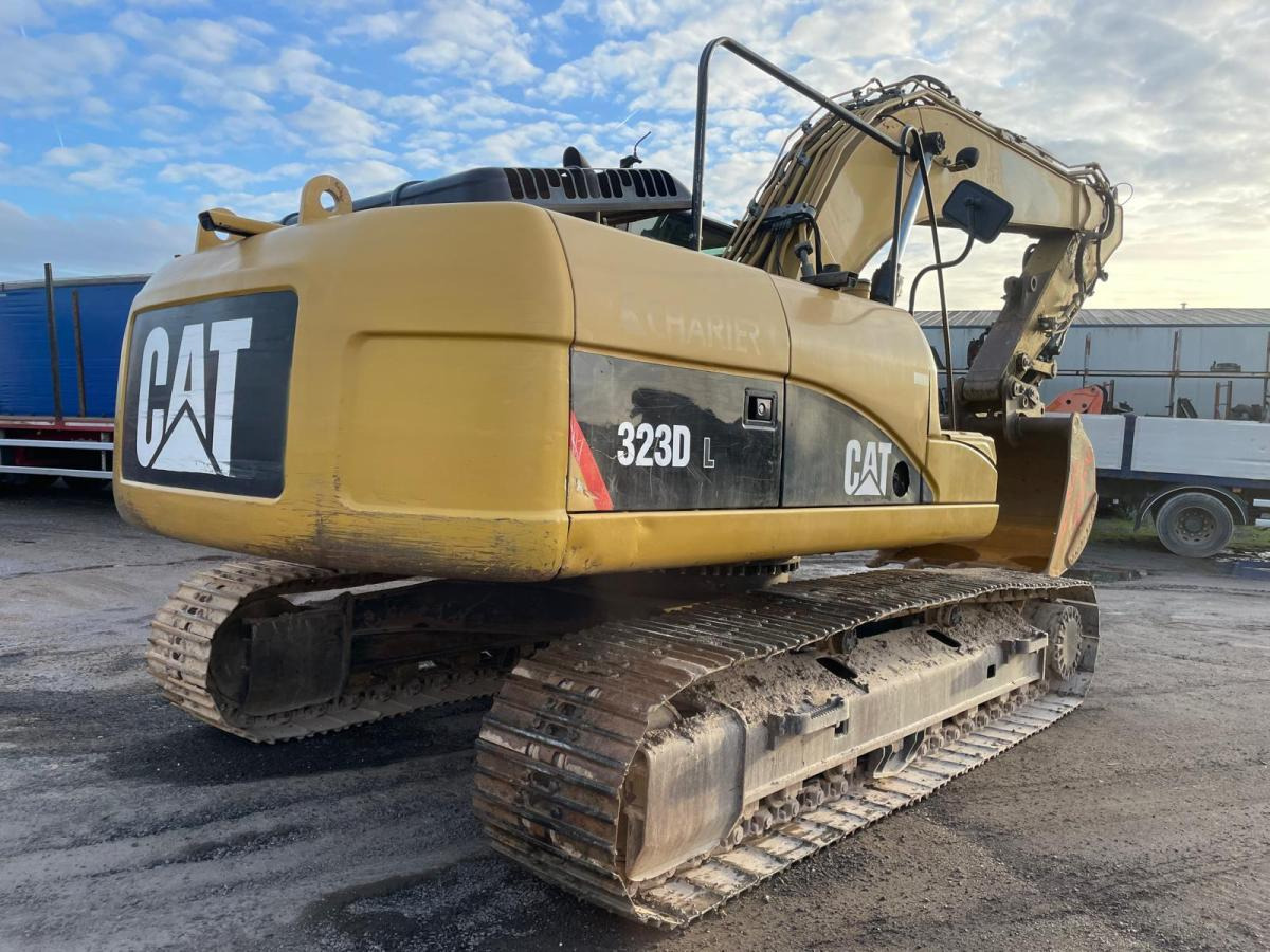 Caterpillar 323D - Pelle sur chenille: photos 4 Caterpillar 323D - Pelle sur chenille: photos 4