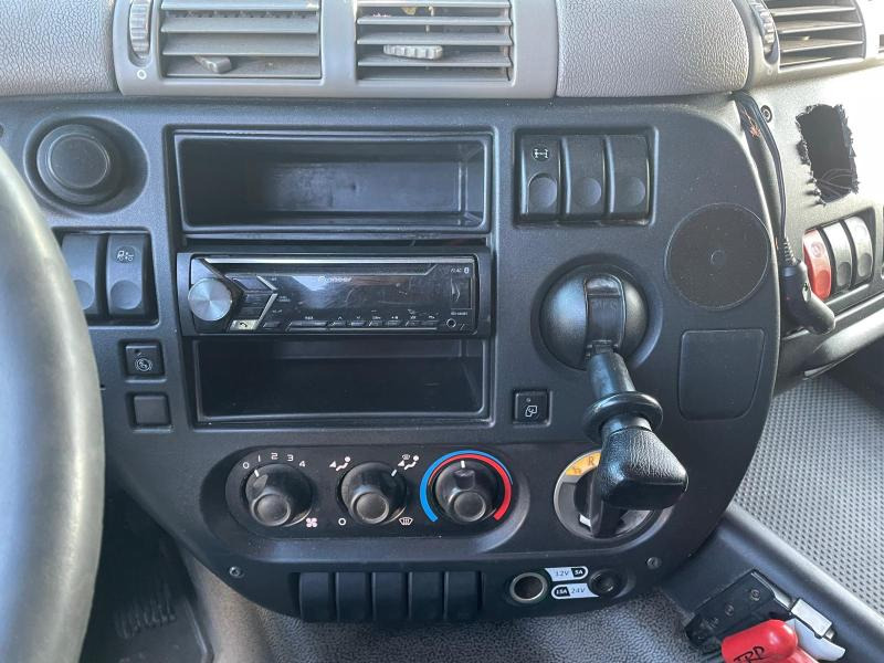 Camion à rideaux coulissants DAF CF75 310: photos 9 Camion à rideaux coulissants DAF CF75 310: photos 9