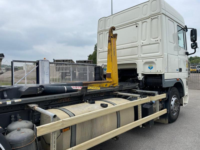 Camion ampliroll DAF XF105 460: photos 9