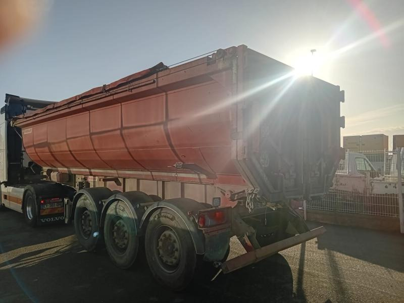 Fruehauf - Semi-remorque benne: photos 2 Fruehauf - Semi-remorque benne: photos 2