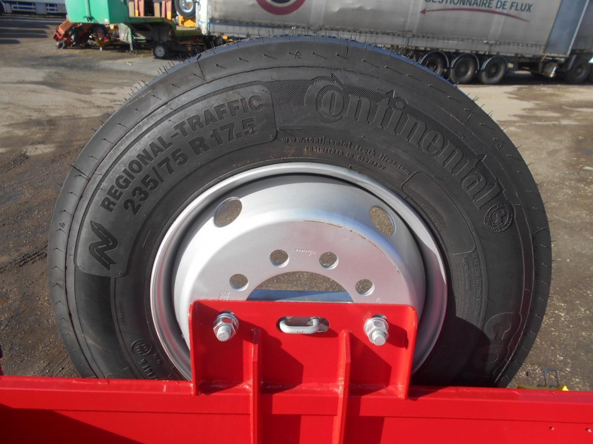 Invepe - Semi-remorque surbaissé: photos 5 Invepe - Semi-remorque surbaissé: photos 5