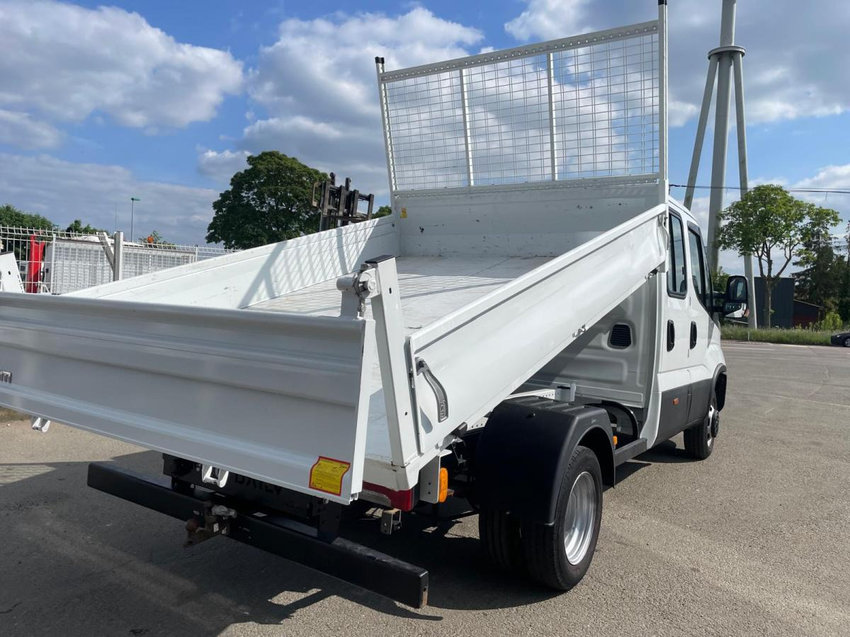 Iveco Daily 35 140 - Utilitaire benne: photos 3 Iveco Daily 35 140 - Utilitaire benne: photos 3