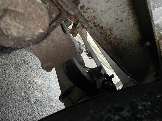 Semi-remorque citerne pour transport de produits chimiques Magyar: photos 7