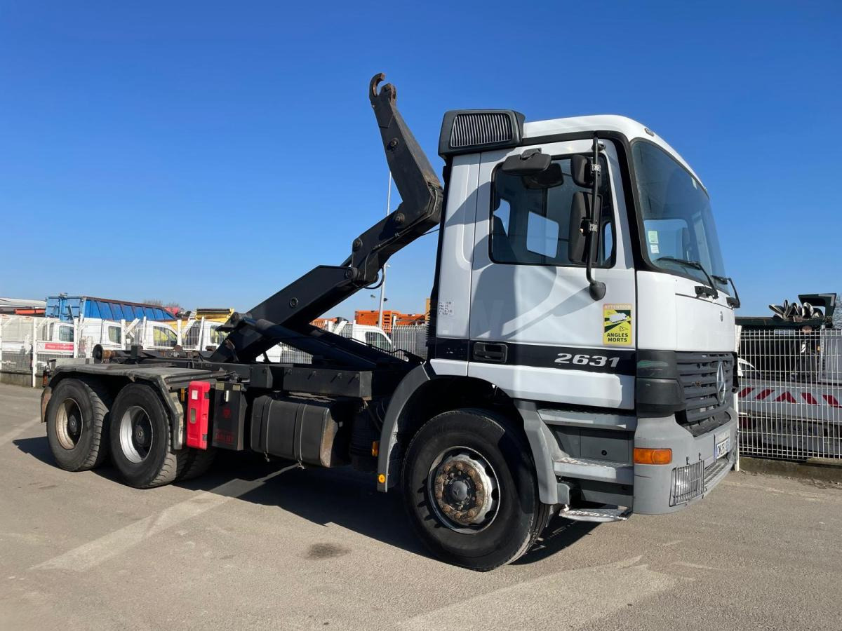 Mercedes Actros 2631 - Camion ampliroll: photos 2 Mercedes Actros 2631 - Camion ampliroll: photos 2